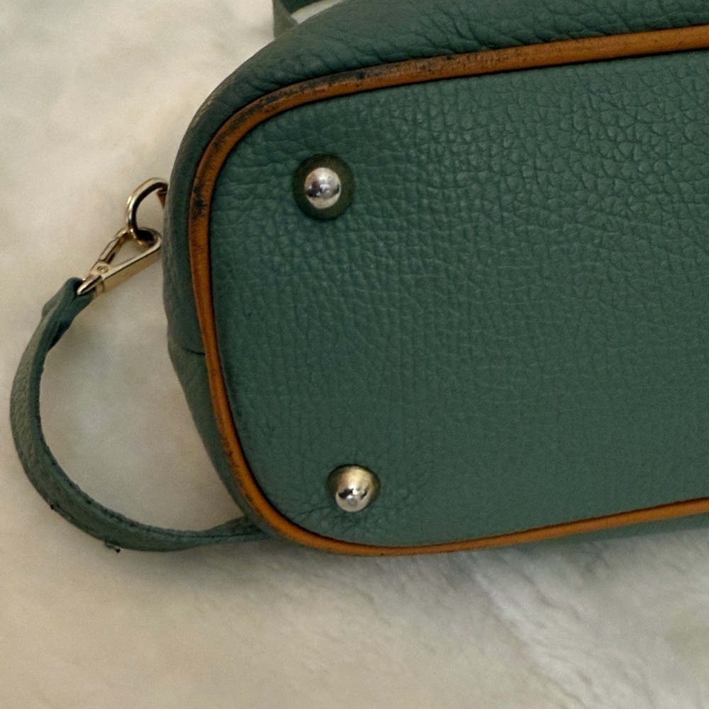Diana Freneze Green Leather Crossbody Bag – Multi Zip - Picture 8 of 16